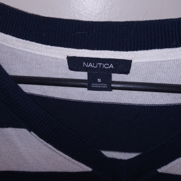Nautica Sweater - Picture 2 of 3